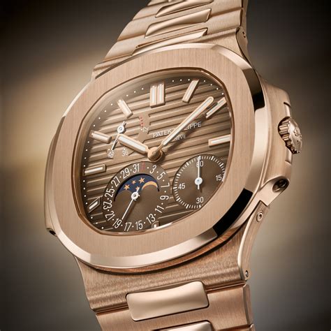 gold patek philippe price.